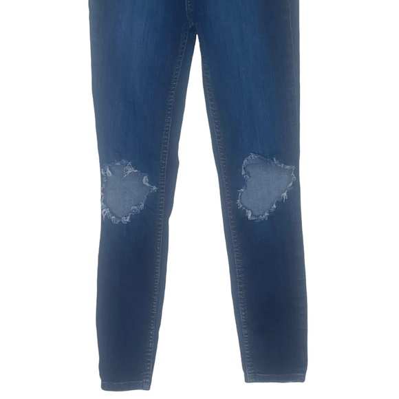 Free People Size 28 Distressed Knee Blue Jeans - Picture 3 of 7